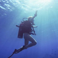 WATER SPORTS Scuba Diving Pool Session shop at Dubai Mega Deals - online shopping deals and discount shop